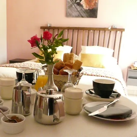 Domaine De Janis & 4* Le Vigan (Lot)