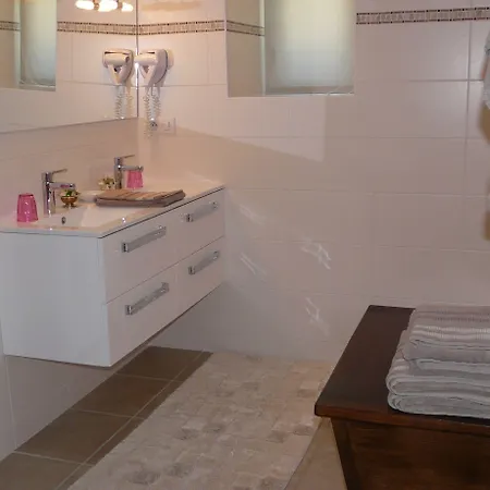 Hotell Domaine De Janis &