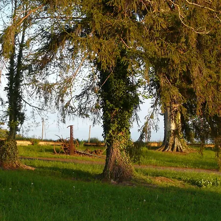 Domaine De Janis & Hotell 4*