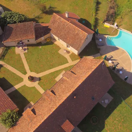 Domaine De Janis & ホテル