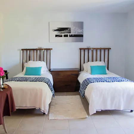 Domaine De Janis & 4* Le Vigan (Lot)