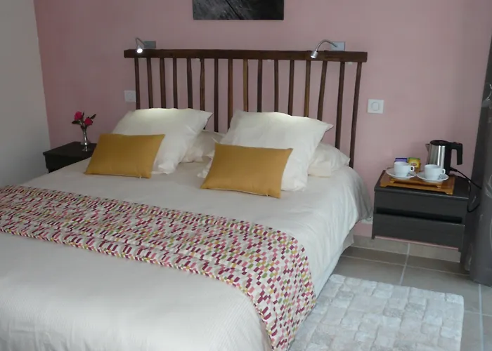 Domaine De Janis & Hotel Le Vigan (Lot)