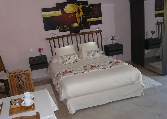 Hotel Domaine De Janis & Le Vigan (Lot)