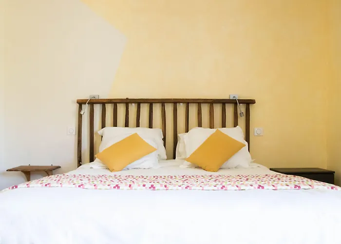 Hotel Domaine De Janis & Le Vigan (Lot)